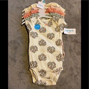 NWT Carter’s 5 pack Onesies
